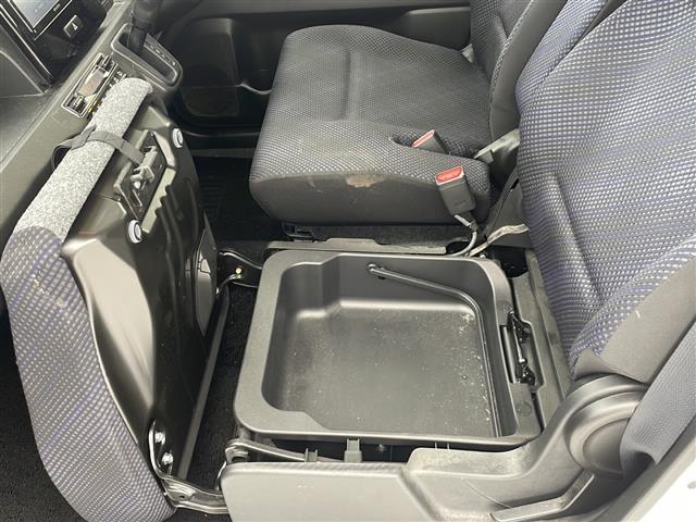 店舗にて現車の確認もできますので、お電話で在庫のご確認の上是非ご来店くださいませ!!!//