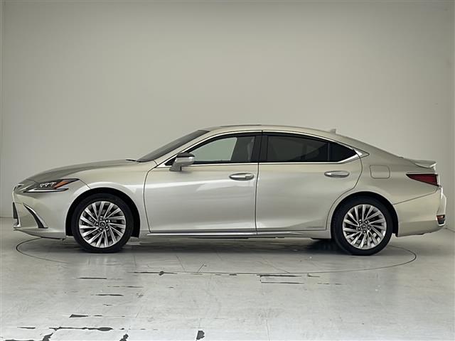 店舗にて現車の確認もいただけますので、お電話で在庫のご確認の上是非ご来店くださいませ!!!