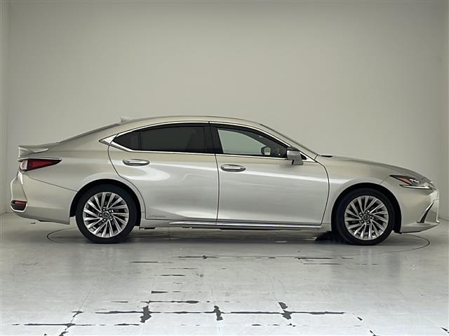 店舗にて現車の確認もいただけますので、お電話で在庫のご確認の上是非ご来店くださいませ!!!