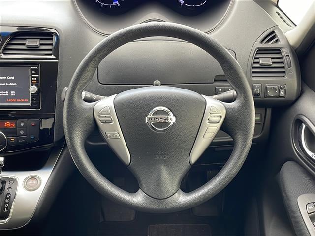 【　ステアリング　】ステアリングはとても綺麗な状態です