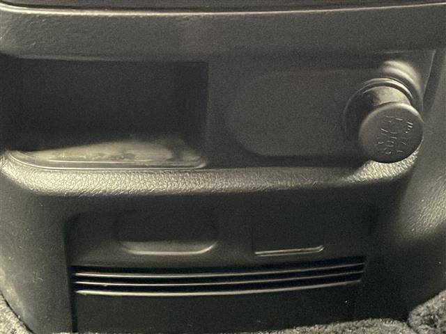 店舗にて現車の確認もいただけますので、お電話で在庫のご確認の上是非ご来店くださいませ!!!