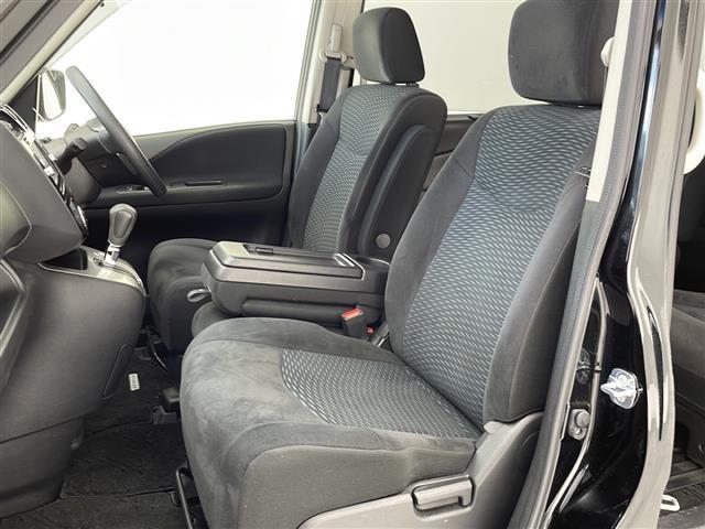 【 フロントシート 】使えるフロントシートで快適ドライブ♪