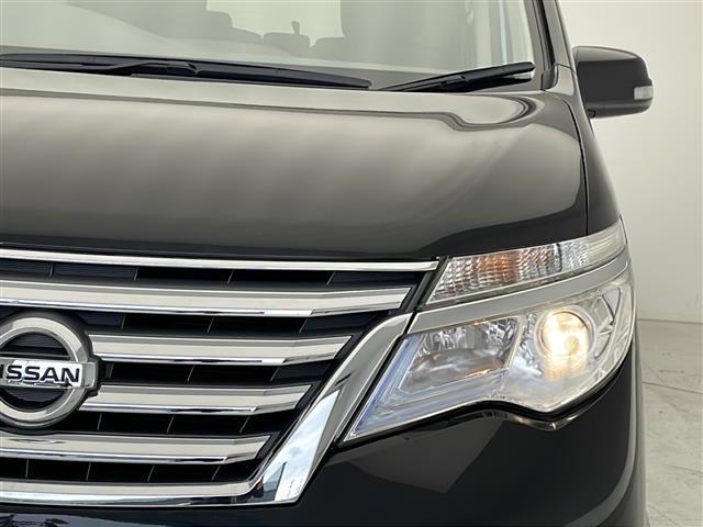 【 ヘッドライト 】悪天候や夜間の走行も視界良好で安心してお乗りいただけます。