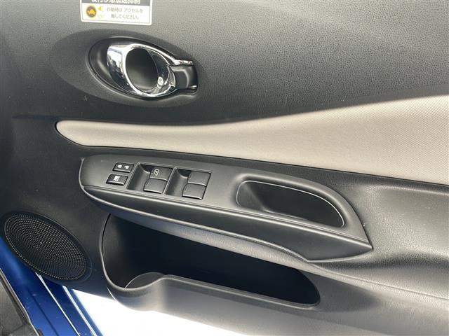 【パワーウインドウ】運転席のスイッチで、各席の窓ガラスの開閉ができます!あると便利ですよね!