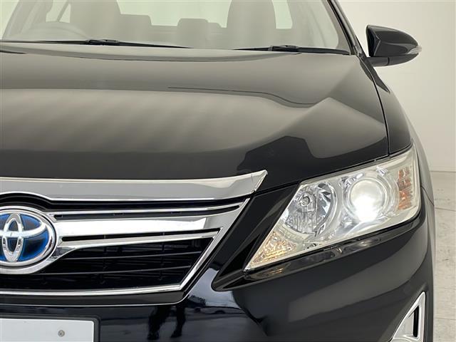 【ＨＩＤヘッドライト】非常に明るく、ハロゲンよりも消費電力をセーブすることができるため、寿命が長いことが特徴のヘッドライトです。さらに長持ちさせたい方は、ヘッドライトコーティングをおすすめします！