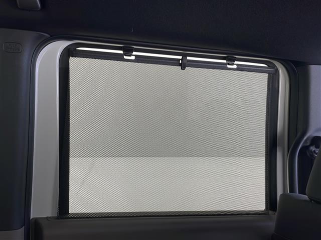 店舗にて現車の確認もいただけますので、お電話で在庫のご確認の上是非ご来店くださいませ!!!