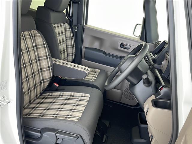 【 フロントシート 】使えるフロントシートで快適ドライブ♪