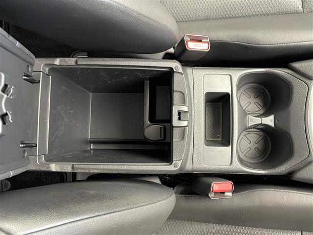 店舗にて現車の確認もいただけますので、お電話で在庫のご確認の上是非ご来店くださいませ!!!