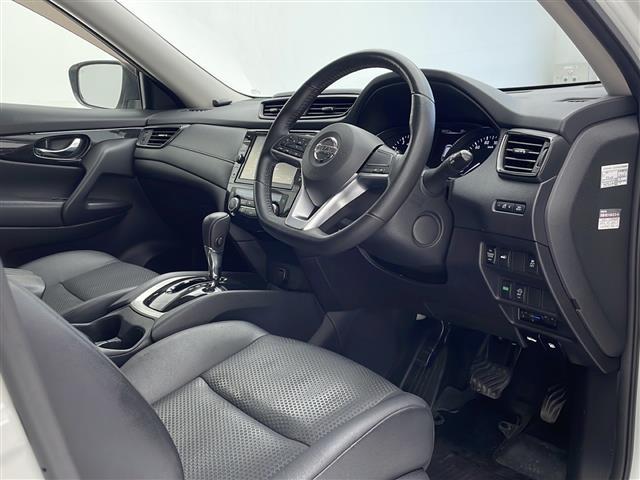 店舗にて現車の確認もいただけますので、お電話で在庫のご確認の上是非ご来店くださいませ!!!