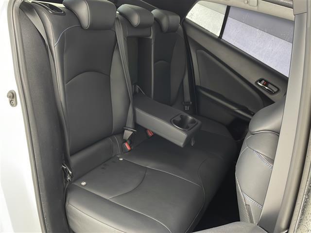 【 セカンドシート 】2列目も広々お乗りいただけます♪