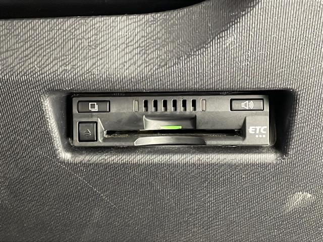 【 ETC 】今やカーライフにおける重要性はナビにも匹敵するのではないでしょうか?セットアップを行うことで利用可能になります!