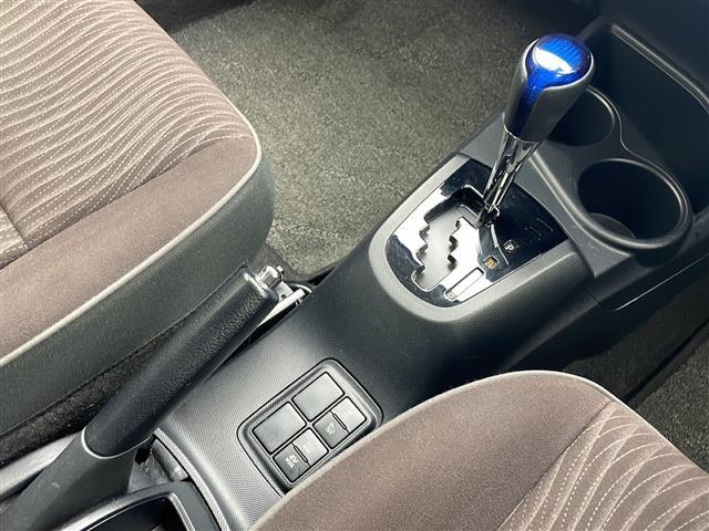 【 シフト 】シフトも操作しやすく快適なドライブを楽しんでいただけます♪