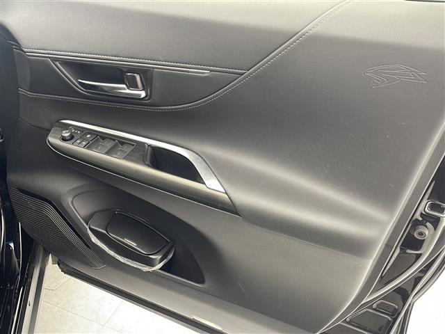 店舗にて現車の確認もいただけますので、お電話で在庫のご確認の上是非ご来店くださいませ!!!//////////