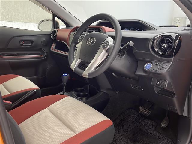 【 フロントシート 】使えるフロントシートで快適ドライブ♪