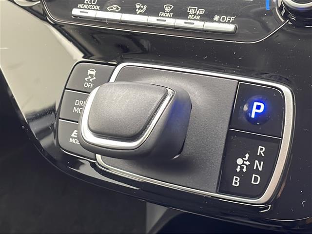 【 シフト 】シフトも操作しやすく快適なドライブを楽しんでいただけます♪