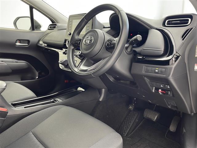 【 フロントシート 】使えるフロントシートで快適ドライブ♪