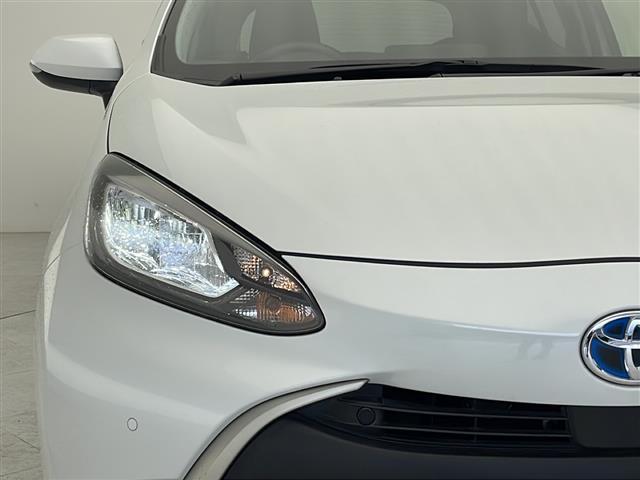 【 LEDヘッドライト 】悪天候や夜間の走行も視界良好で安心してお乗りいただけます。