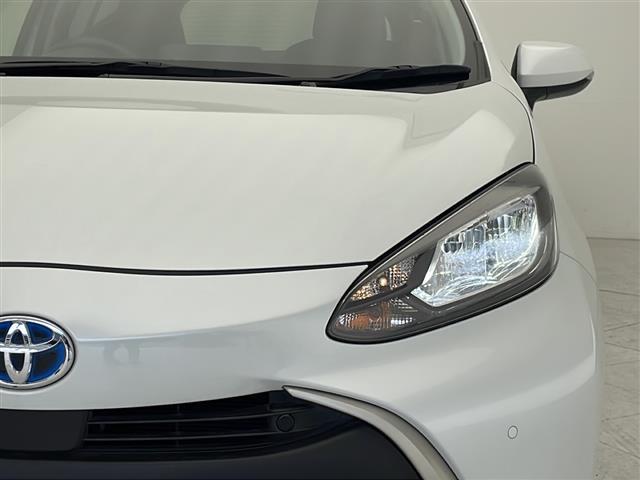 【 LEDヘッドライト 】悪天候や夜間の走行も視界良好で安心してお乗りいただけます。