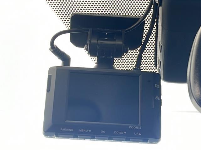 【　ドライブレコーダー　】運転中の記録を残します。事故などを起こした起こされた時の証拠を残します。