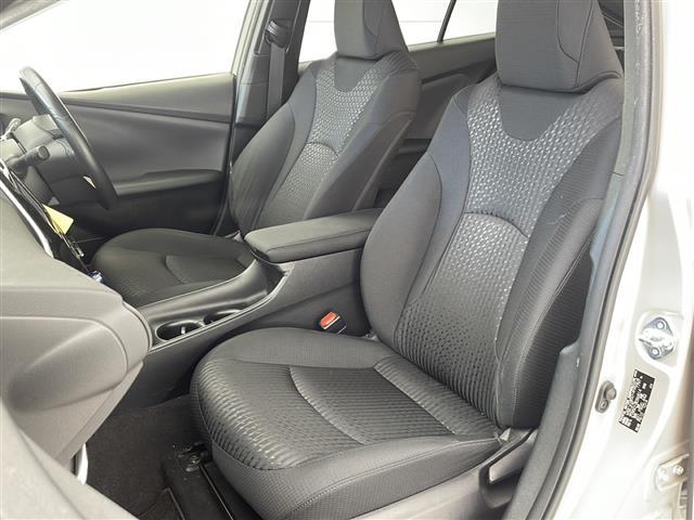 【 フロントシート 】使えるフロントシートで快適ドライブ♪