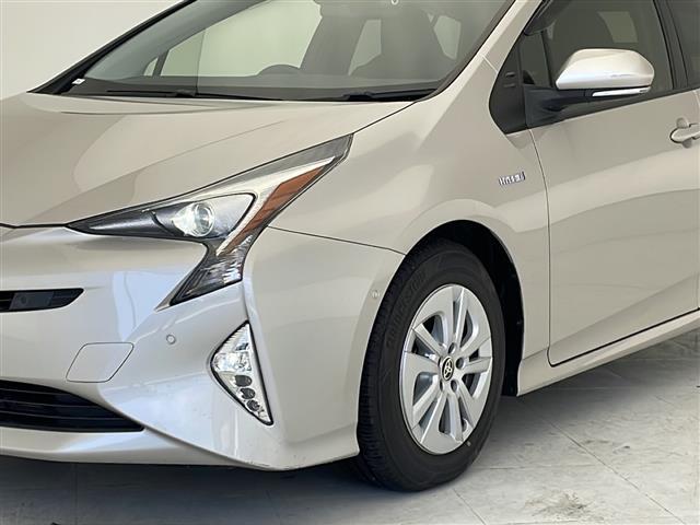 【 電動格納ミラー 】ドライバーの目線に合わせ、ミラーの上下左右調整が可能です♪