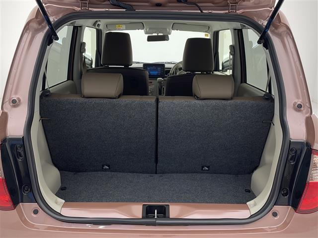 【ラゲッジスペース】リアシートを倒せばこの大容量!!ダンボールなどの大きい荷物も釣り具などの長尺物まで様々載せられそうです!!