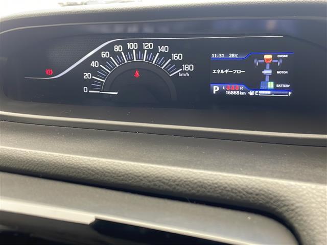 【 メーター 】メーターまわりも鮮やかに照らし出され、デザイン、安全性ともにバッチリですね♪