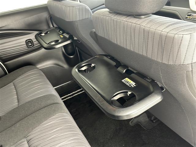 店舗にて現車の確認もいただけますので、お電話で在庫のご確認の上是非ご来店くださいませ!!!