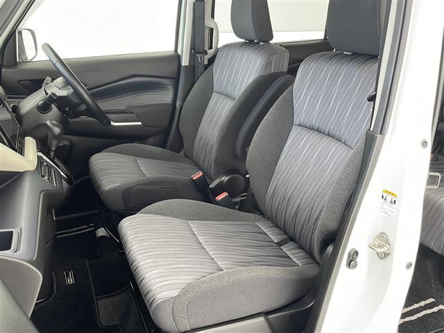 【 フロントシート 】使えるフロントシートで快適ドライブ♪