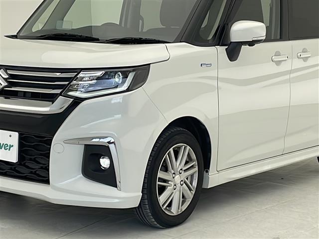 【コーナーセンサー】障害物が近づくと音で教えてくれます。また、近づけば近づくほど音も変わりより分かりやすくなっております。