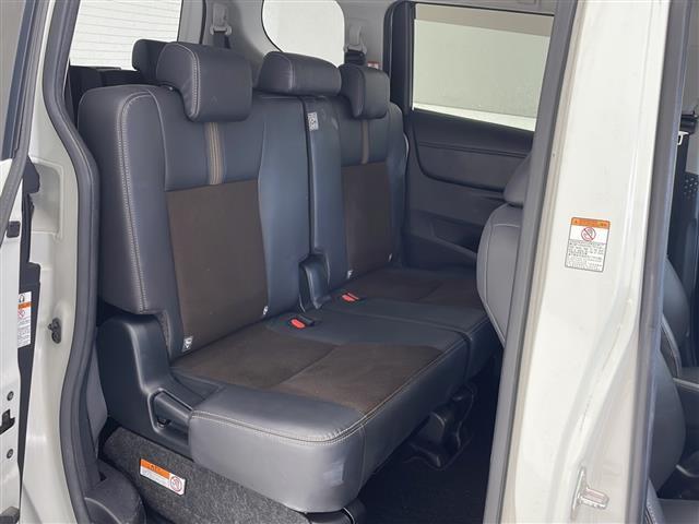 シエンタ ハイブリッドＧ　クエロ　純正ナビ　両側パワースライドドア　ＥＴＣ　トヨタセーフティセンス　プッシュスタート　スマートキー　クルーズコントロール　ハーフレザーシート　シートヒーター　ＬＥＤヘッドライト　オートライト（21枚目）