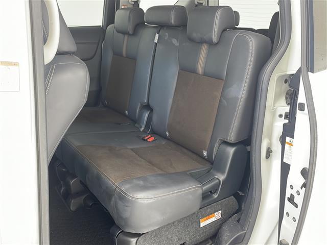 シエンタ ハイブリッドＧ　クエロ　純正ナビ　両側パワースライドドア　ＥＴＣ　トヨタセーフティセンス　プッシュスタート　スマートキー　クルーズコントロール　ハーフレザーシート　シートヒーター　ＬＥＤヘッドライト　オートライト（22枚目）