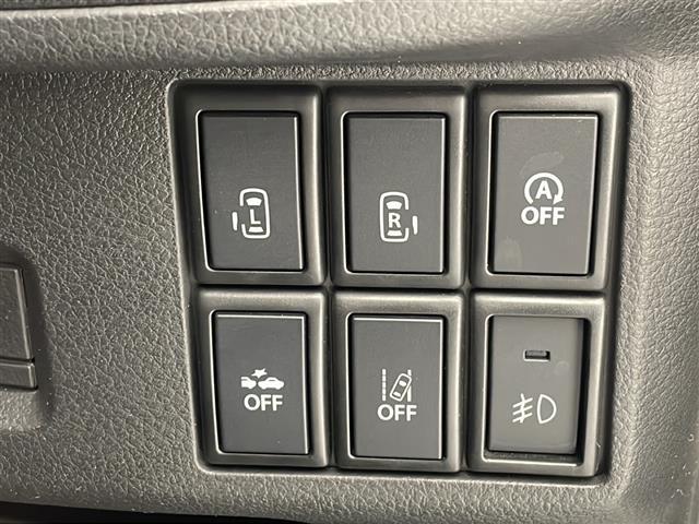 【両側パワースライドドア】小さなお子さまでもボタン一つで乗り降りラクラクです！両手に荷物を抱えている状態でもボタンを押せば自動で開閉するので、お買い物やお出かけの際にはとっても重宝します！