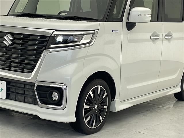 【コーナーセンサー】障害物が近づくと音で教えてくれます。また、近づけば近づくほど音も変わりより分かりやすくなっております。