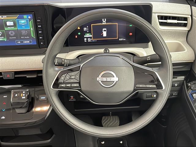 【　ステアリング　】ステアリングはとても綺麗な状態です。