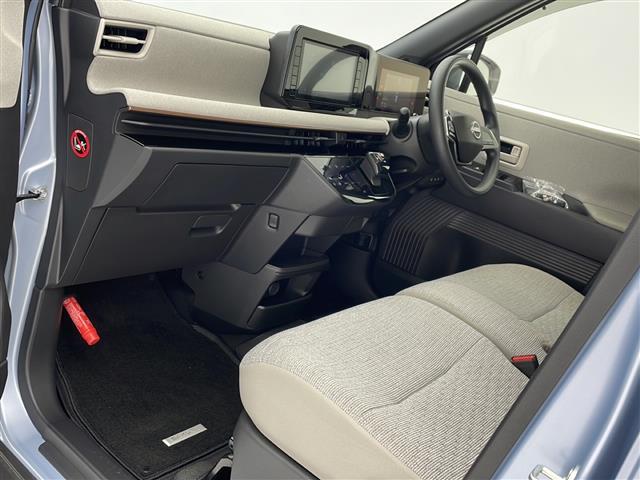 店舗にて現車の確認もいただけますので、お電話で在庫のご確認の上是非ご来店くださいませ！！！