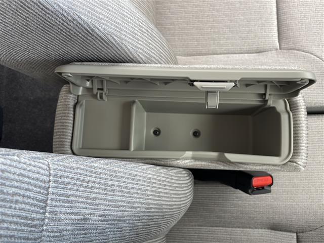 店舗にて現車の確認もいただけますので、お電話で在庫のご確認の上是非ご来店くださいませ！！！