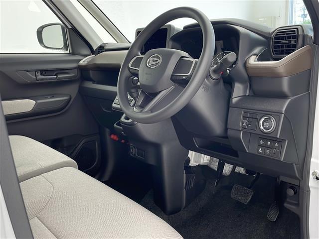 【　フロントシート　】使えるフロントシートで快適ドライブ♪