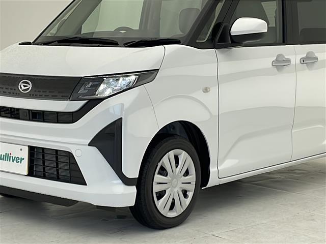 【コーナーセンサー】障害物が近づくと音で教えてくれます。また、近づけば近づくほど音も変わりより分かりやすくなっております。