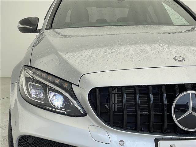 【　ＬＥＤヘッドライト　】悪天候や夜間の走行も視界良好で安心してお乗りいただけます。