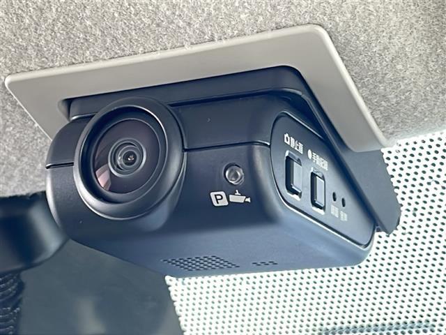 【ドライブレコーダー】映像・音声などの運転中の記録を残します。事故などを起こした起こされた時の証拠になりえますので、もしも時でも安心ですね。