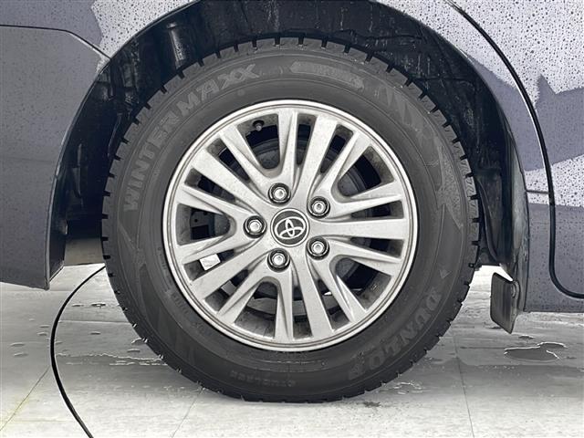 【純正１５インチアルミホイール】専用のアルミなので、お車のイメージにぴったり！！社外のアルミやスタッドレスタイヤも取り扱いございます！！ドレスアップもカスタマイズもお任せください！！