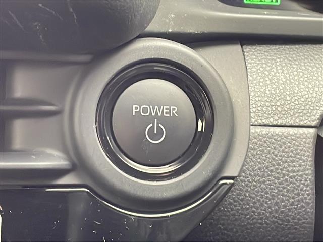 【スマートキー（エンジンスタートストップスイッチ）】スマートキー（電子キー）を持っていれば、スイッチを押すだけでエンジンをかけることができます！