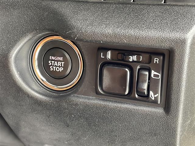 【スマートキー（エンジンスタートストップスイッチ）】スマートキー（電子キー）を持っていれば、スイッチを押すだけでエンジンをかけることができます！