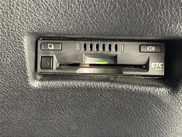 シエンタ Ｇ　純正ナビ　フルセグＴＶ　Ｂｌｕｅｔｏｏｔｈ　ＣＤ　ＤＶＤ　バックカメラ　両側パワースライドドア　ドライブレコーダー　ＥＴＣ　スマートキー　ＬＥＤヘッドライト　純正アルミホイール　トヨタセーフティセンス（7枚目）