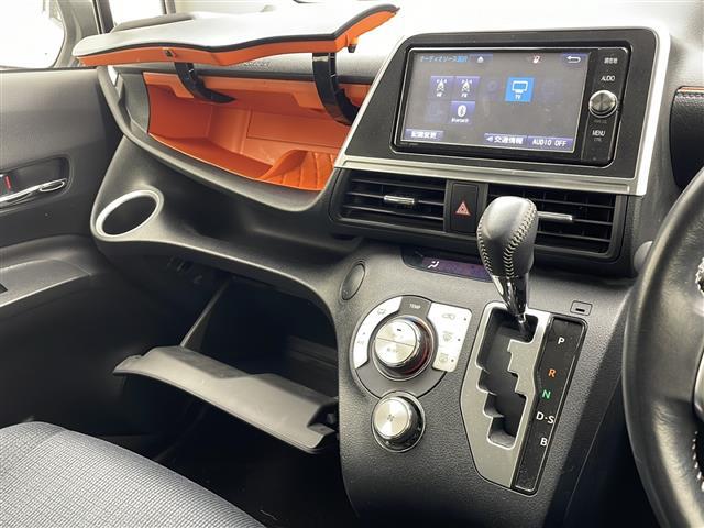 シエンタ Ｇ　純正ナビ　フルセグＴＶ　Ｂｌｕｅｔｏｏｔｈ　ＣＤ　ＤＶＤ　バックカメラ　両側パワースライドドア　ドライブレコーダー　ＥＴＣ　スマートキー　ＬＥＤヘッドライト　純正アルミホイール　トヨタセーフティセンス（14枚目）