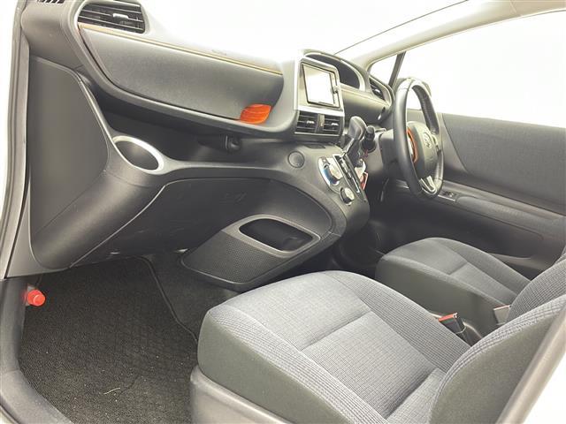 シエンタ Ｇ　純正ナビ　フルセグＴＶ　Ｂｌｕｅｔｏｏｔｈ　ＣＤ　ＤＶＤ　バックカメラ　両側パワースライドドア　ドライブレコーダー　ＥＴＣ　スマートキー　ＬＥＤヘッドライト　純正アルミホイール　トヨタセーフティセンス（18枚目）