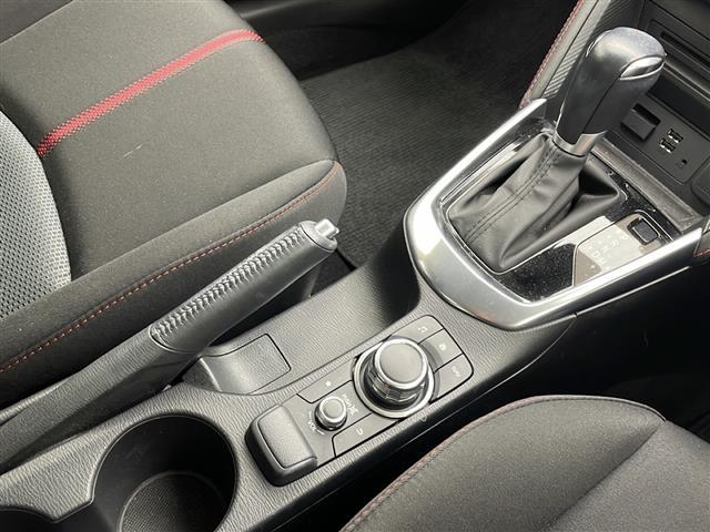 デミオ XDツーリング 禁煙車 純正ナビ フルセグTV DVD Bluetooth バックカメラ ドライブレコーダー クルーズコントロール ブラインドスポットモニター ステアリングスイッチ 純正フロアマット LEDライト(15枚目)