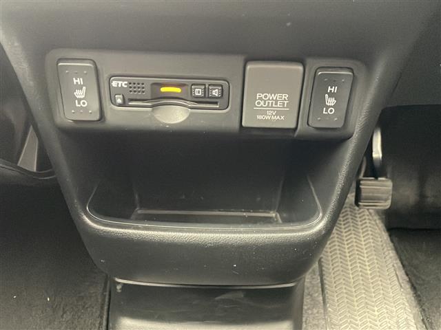 【　ＥＴＣ　】今やカーライフにおける重要性はナビにも匹敵するのではないでしょうか。セットアップを行うことで利用可能になります。