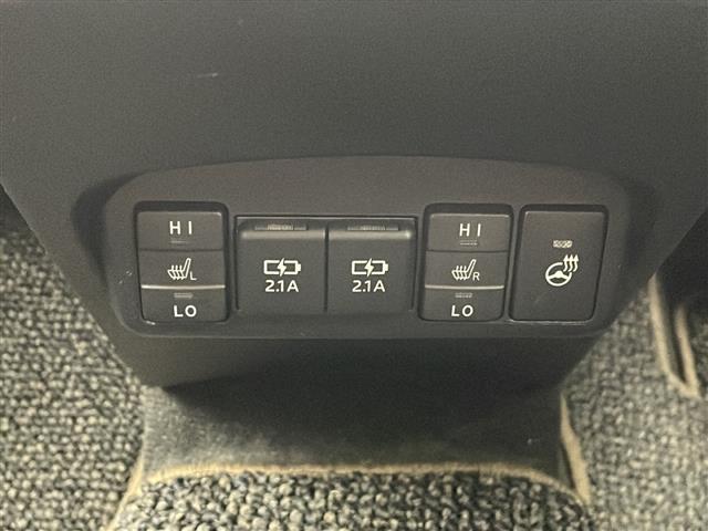 シエンタ Ｇ　禁煙車　アルパインナビ　フルセグＴＶ　ＤＶＤ　Ｂｌｕｅｔｏｏｔｈ　パノラミックビューモニター　トヨタセーフティセンス　ドラレコ　ＥＴＣ　フリップダウンモニター　両側パワースライドドア　ワンオーナー（12枚目）